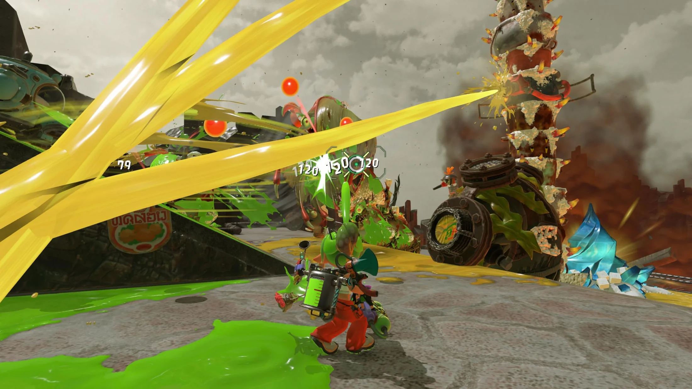 A boss fight against a large Salmonid in Splatoon Raiders